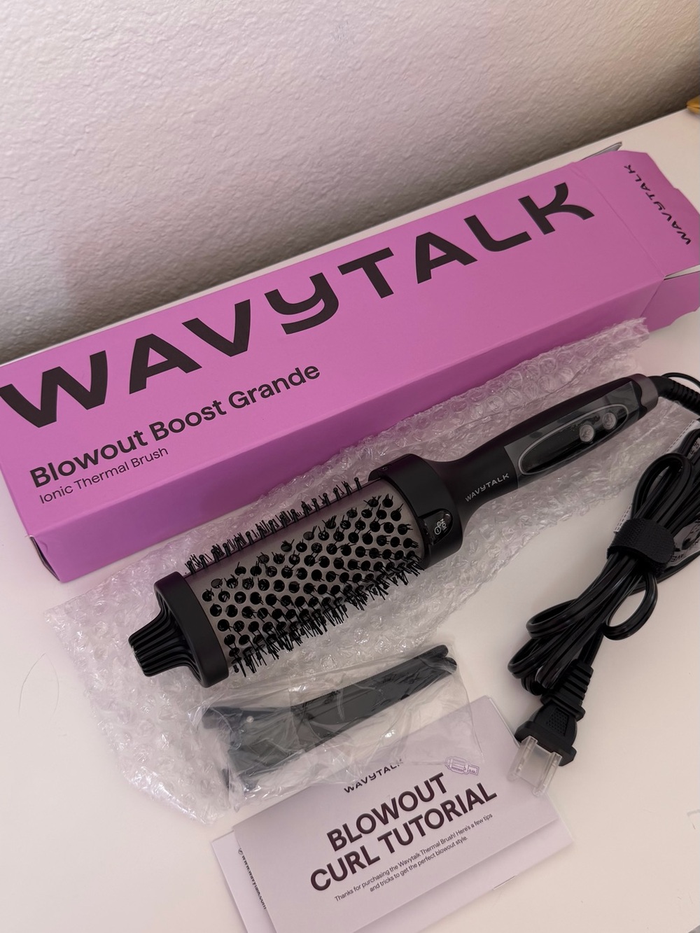 WAVYTALK Blowout Boost Grande Ionic Thermal Brush new